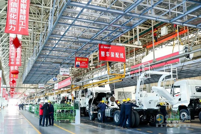 三一重工推出全新?lián)Q電版isee2-410攪拌車與isee2-416自卸車，引領商用車新能源技術新浪潮